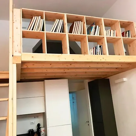 Apartment Cozy In In Area *